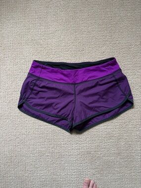 lululemon athletica Gingham Black Tenser Violet Purple Patterned Athletic Shorts